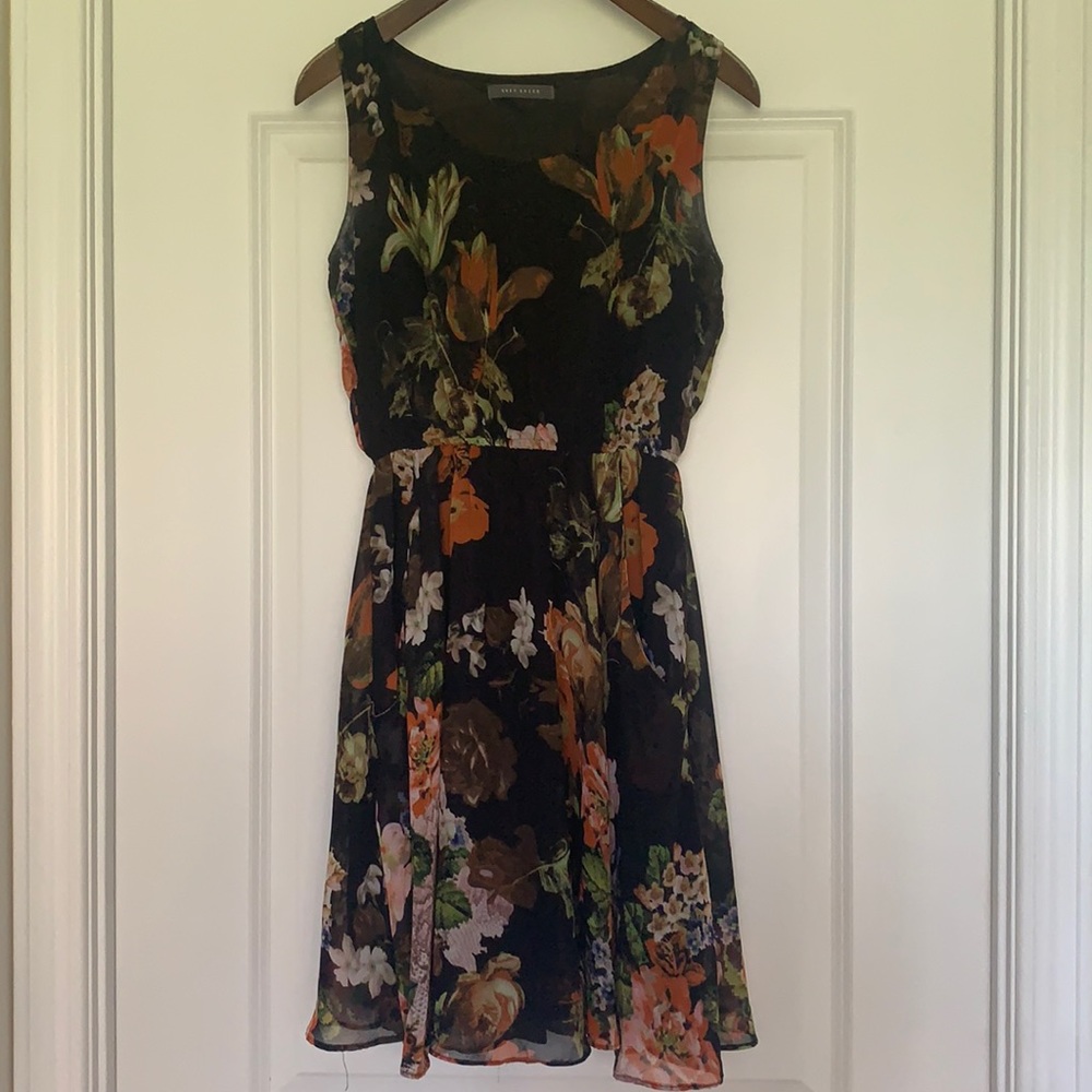 Beautiful floral short dress size M